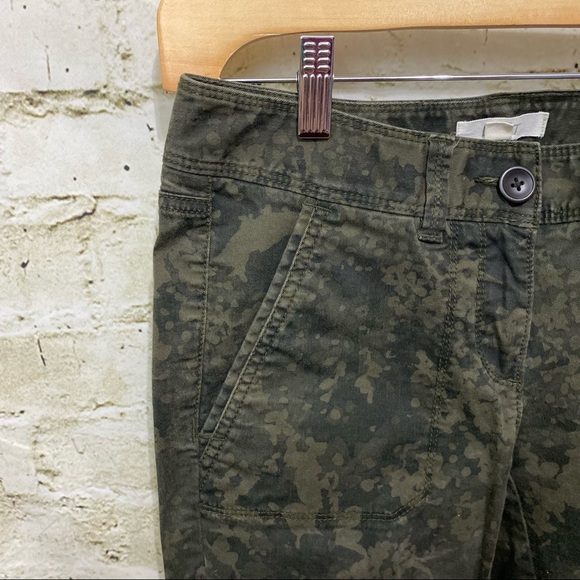 LOFT Marisa Army Green Camo Skinny Pants - Picture 2 of 5